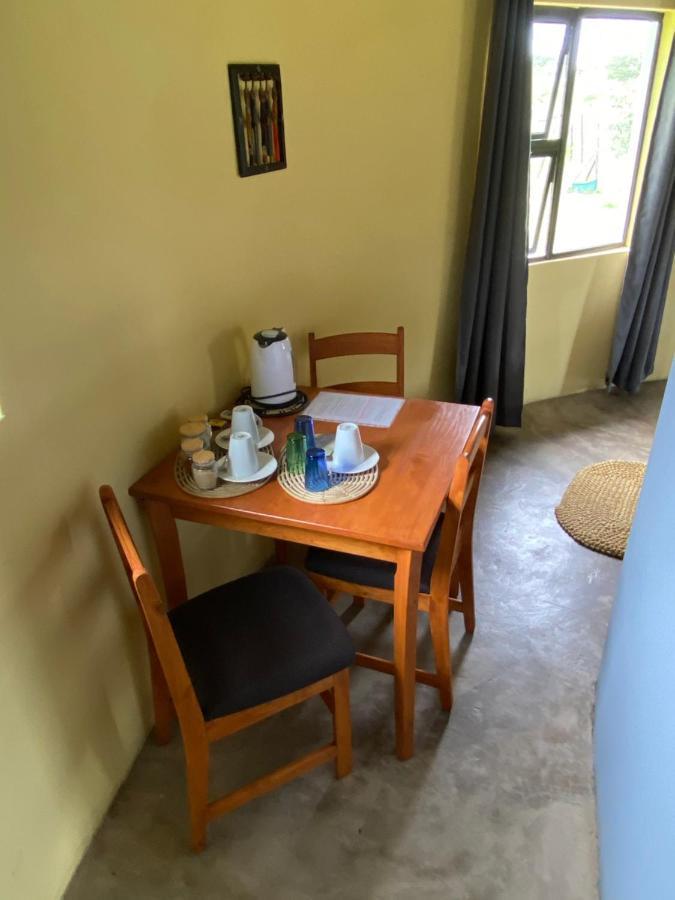 Izulu Eco Lodge Содвана-Бей Экстерьер фото